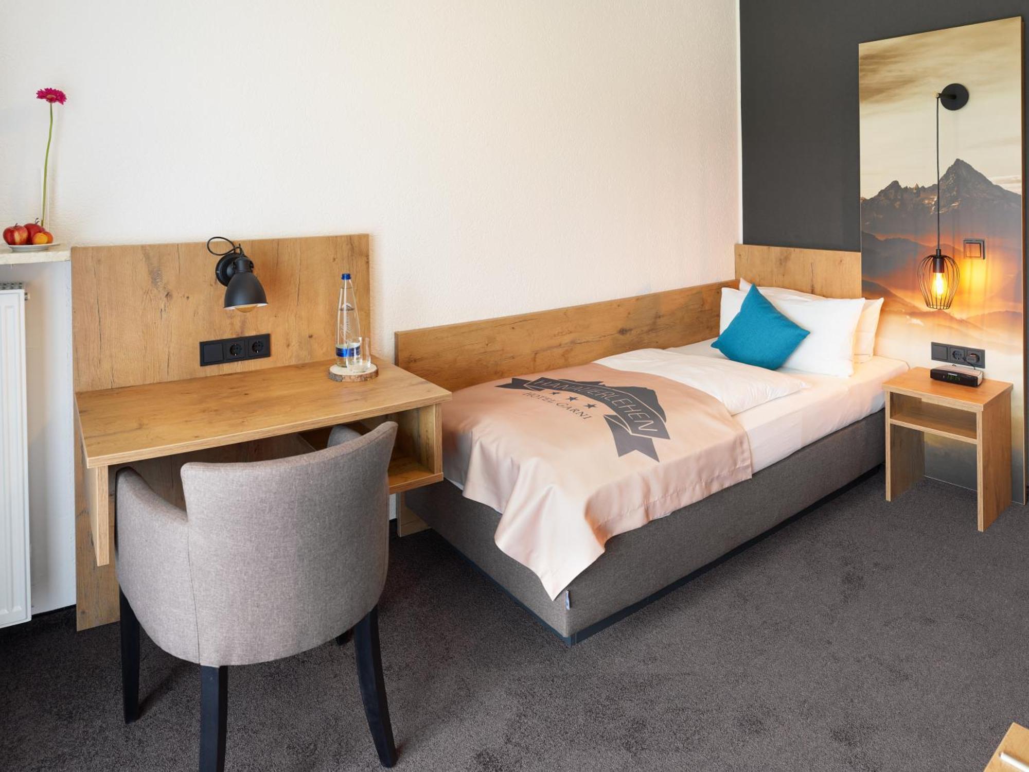Hotel Hanauerlehen - Ruhige & Zentrale Top-Lage - Mit Schwimmbad, Sauna, Parkplaetze & Cafe - Bayerischer Familienbetrieb Schoenau am Koenigsee Room photo