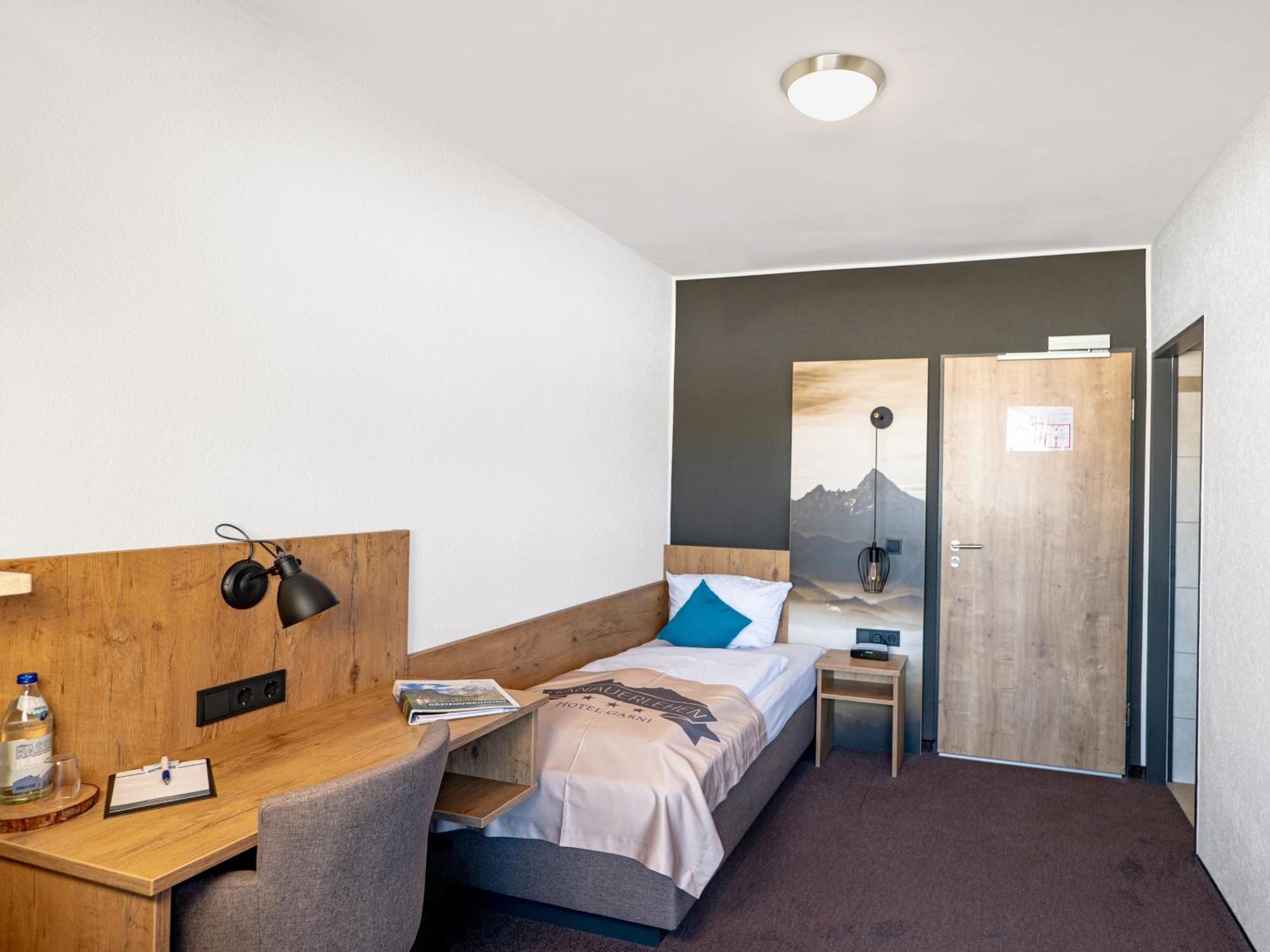 Hotel Hanauerlehen - Ruhige & Zentrale Top-Lage - Mit Schwimmbad, Sauna, Parkplaetze & Cafe - Bayerischer Familienbetrieb Schoenau am Koenigsee Room photo