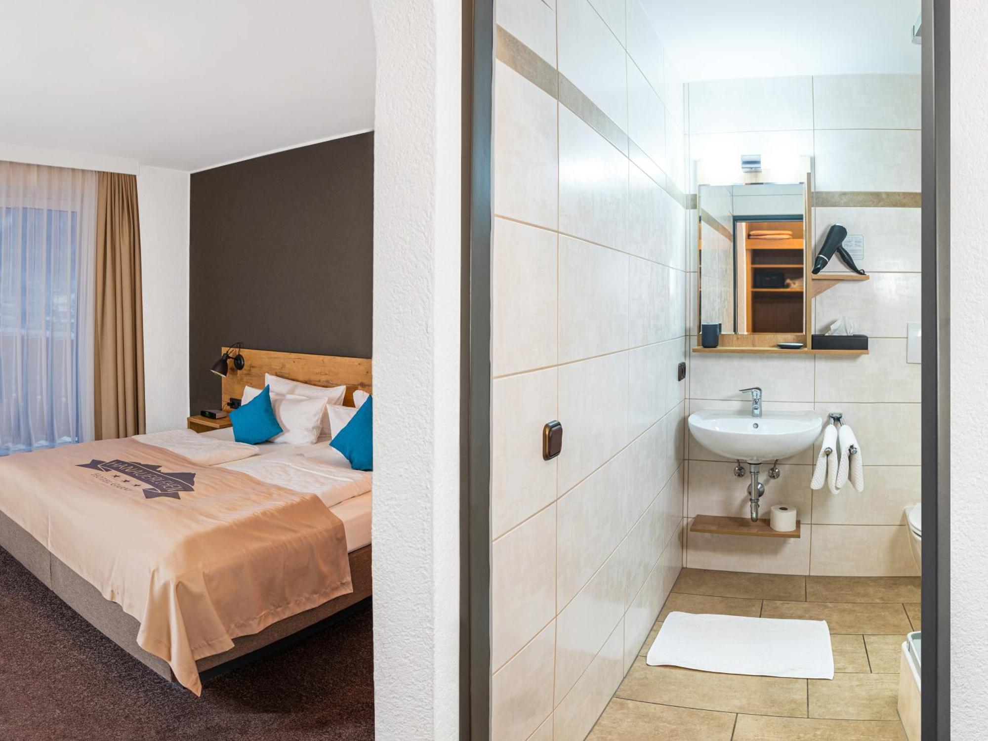 Hotel Hanauerlehen - Ruhige & Zentrale Top-Lage - Mit Schwimmbad, Sauna, Parkplaetze & Cafe - Bayerischer Familienbetrieb Schoenau am Koenigsee Room photo